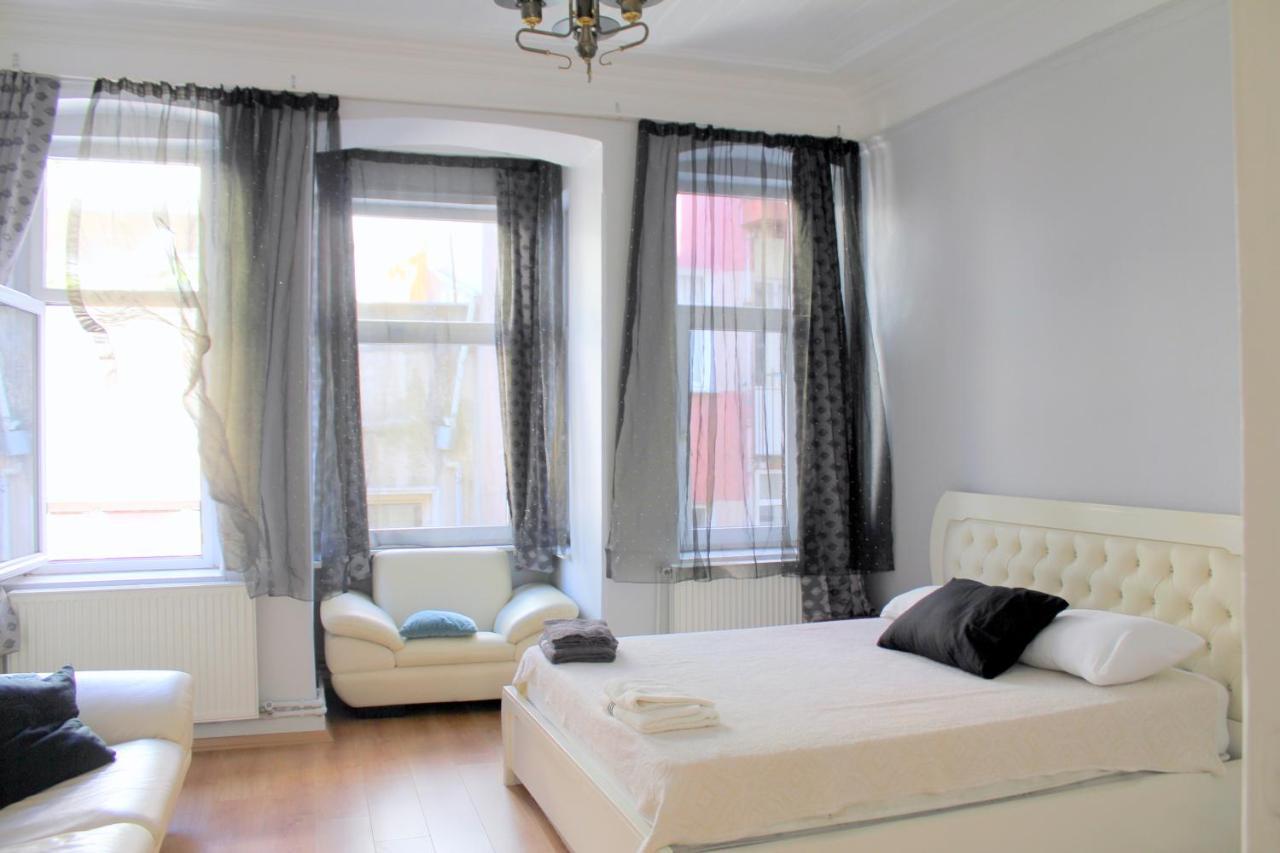 شقة For Those Who Want To Be Close To Beyoglu Istiklal Street اسطنبول المظهر الخارجي الصورة